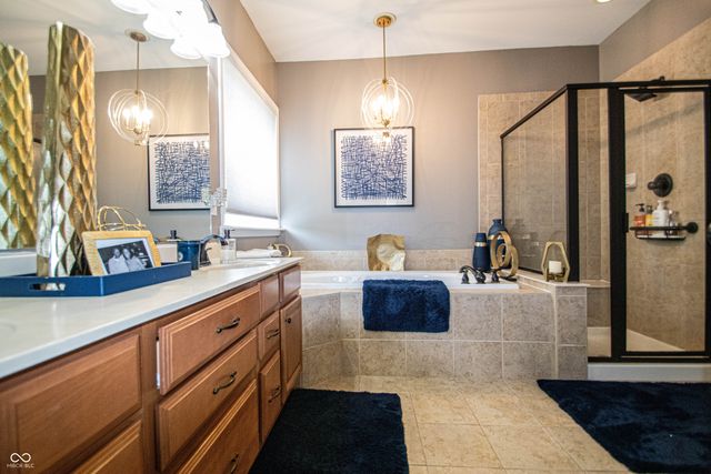 12857 Pennington Road, Fishers, IN 46037