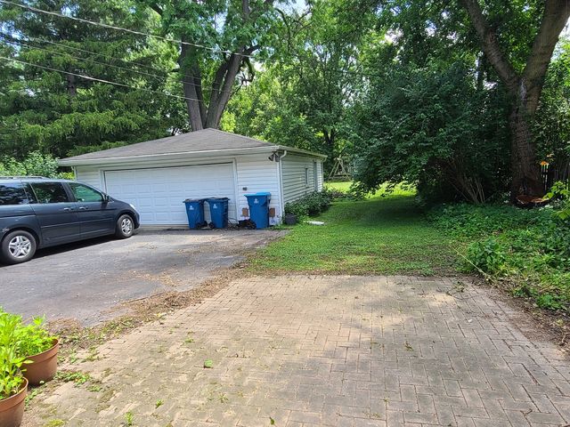 5239 Cumnor Road, Downers Grove, IL 60515