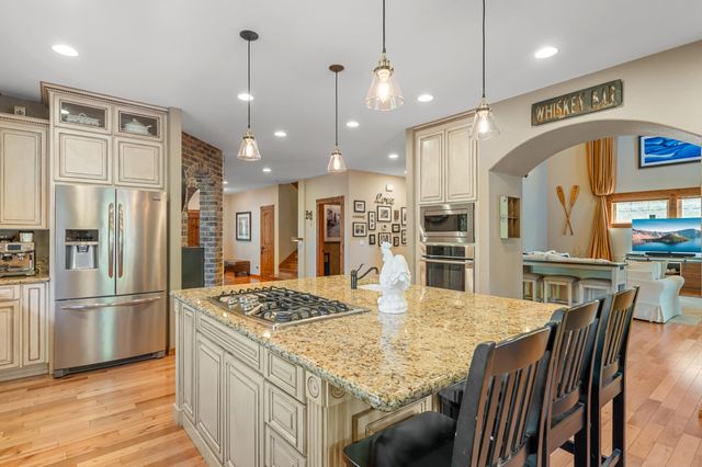 597 Pierce Road, Medford, OR 97504