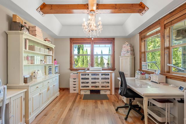 597 Pierce Road, Medford, OR 97504