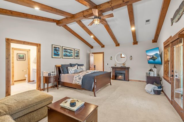 597 Pierce Road, Medford, OR 97504
