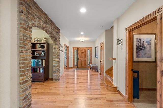 597 Pierce Road, Medford, OR 97504