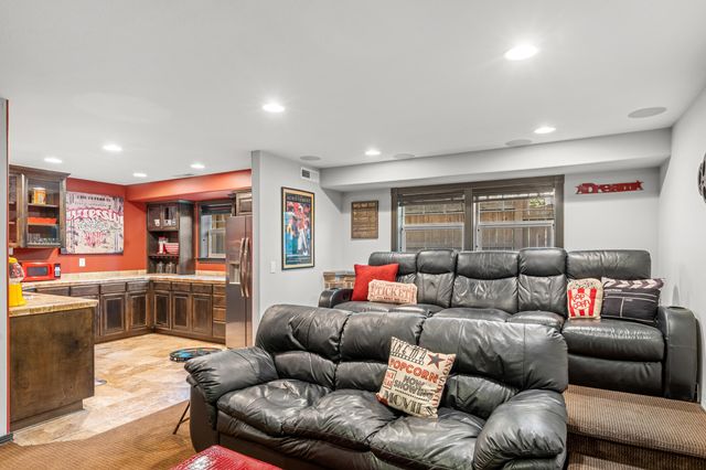 597 Pierce Road, Medford, OR 97504