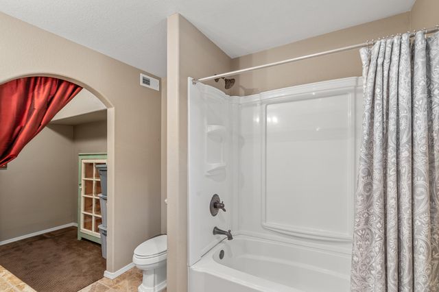 597 Pierce Road, Medford, OR 97504