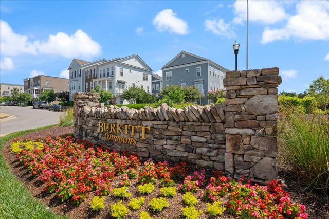 360 Kara Ln, Nolensville, TN 37135