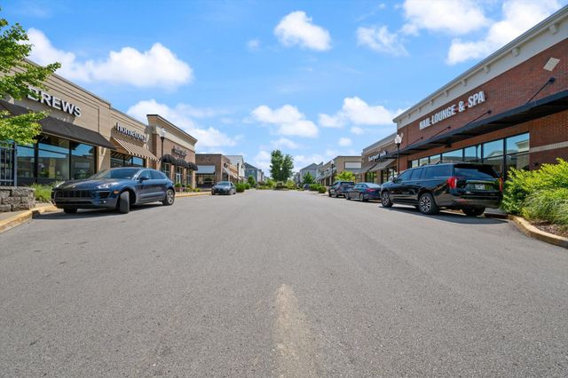 360 Kara Ln, Nolensville, TN 37135