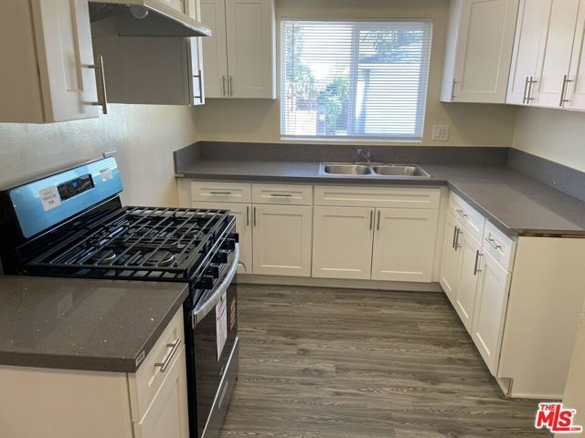 313 E Hazel Street, Inglewood, CA 90302