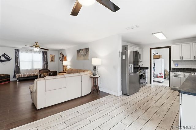 3740 S Eastpark Way, Homosassa, FL 34448