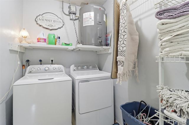 3740 S Eastpark Way, Homosassa, FL 34448