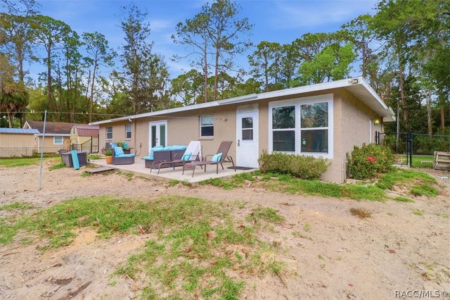 3740 S Eastpark Way, Homosassa, FL 34448