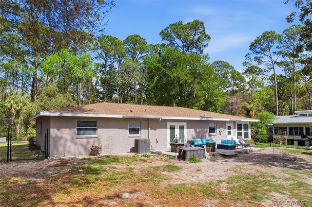 3740 S Eastpark Way, Homosassa, FL 34448