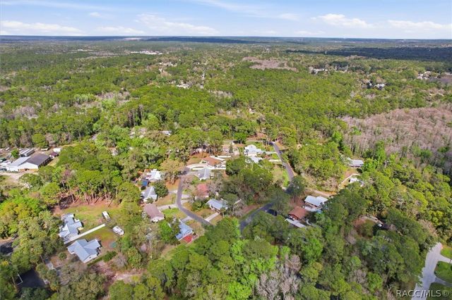 3740 S Eastpark Way, Homosassa, FL 34448