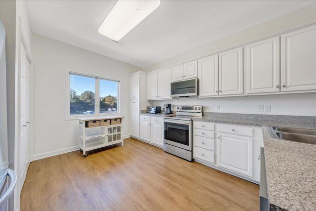 1137 Mariners Way Apt 37, Huddleston, VA 24104