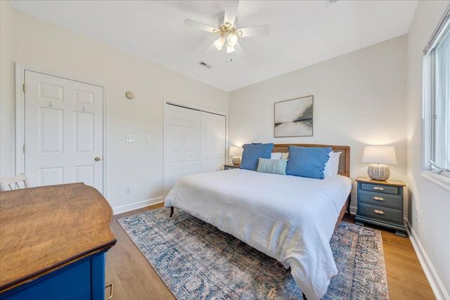 1137 Mariners Way Apt 37, Huddleston, VA 24104