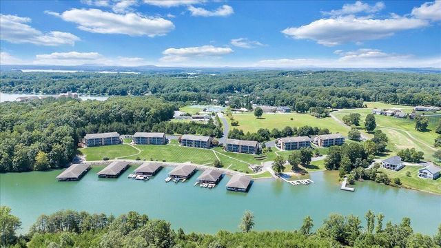 1137 Mariners Way Apt 37, Huddleston, VA 24104