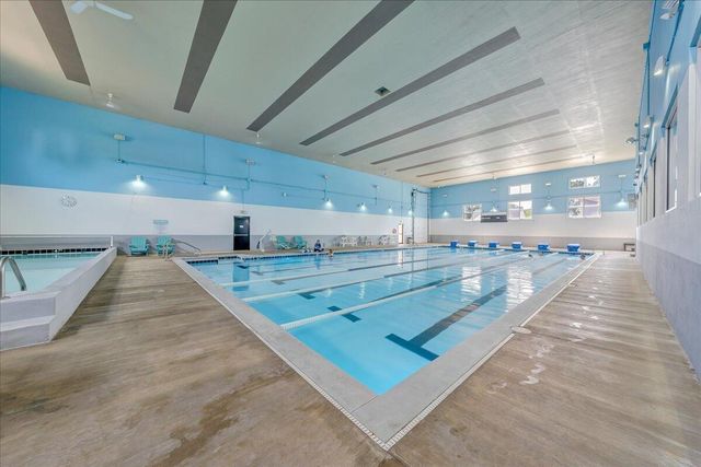 1137 Mariners Way Apt 37, Huddleston, VA 24104