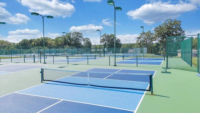 1137 Mariners Way Apt 37, Huddleston, VA 24104