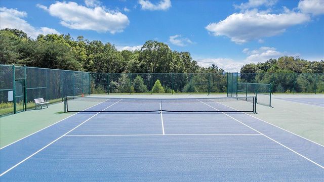 1137 Mariners Way Apt 37, Huddleston, VA 24104