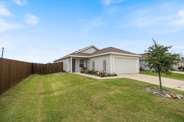 5706 Bristle Leaf Drive, Princeton, TX 75407