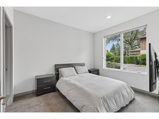 5321 CARMAN GROVE Ln, Lake Oswego, OR 97035