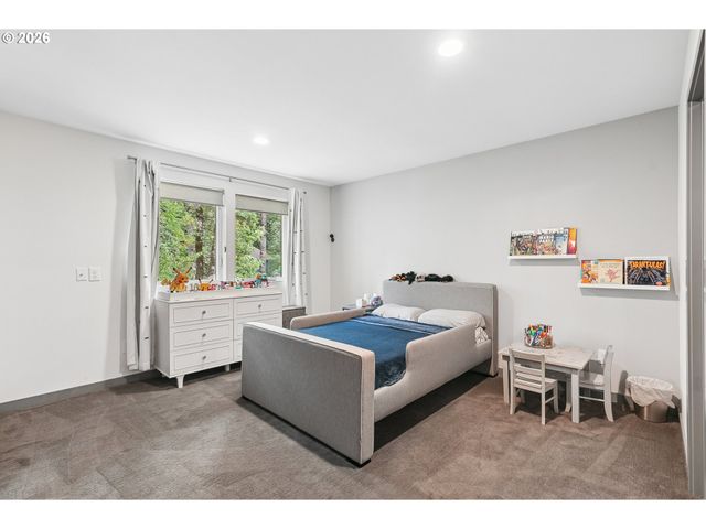 5321 CARMAN GROVE Ln, Lake Oswego, OR 97035