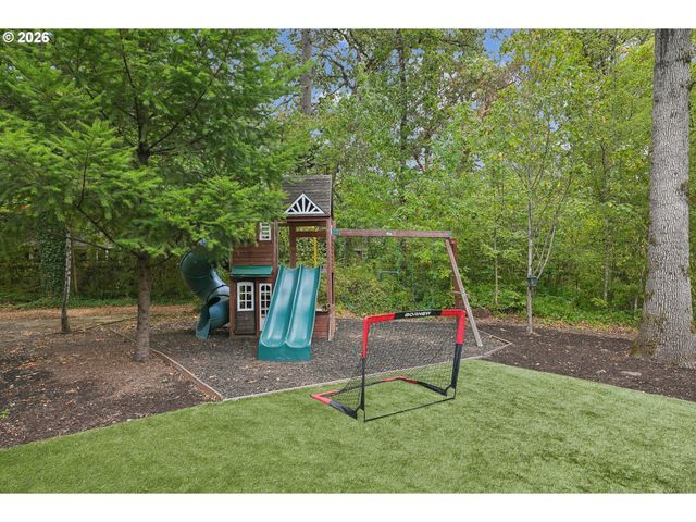 5321 CARMAN GROVE Ln, Lake Oswego, OR 97035