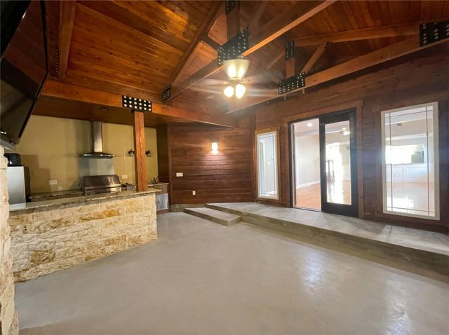 216 N Mount Rushmore DR, Cedar Park, TX 78613