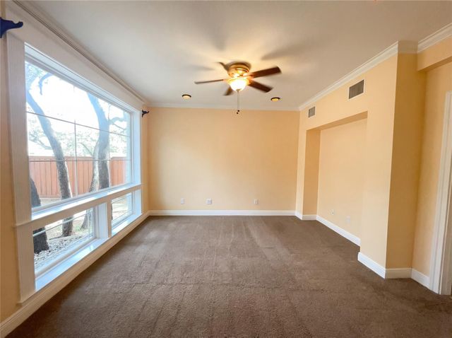 216 N Mount Rushmore DR, Cedar Park, TX 78613