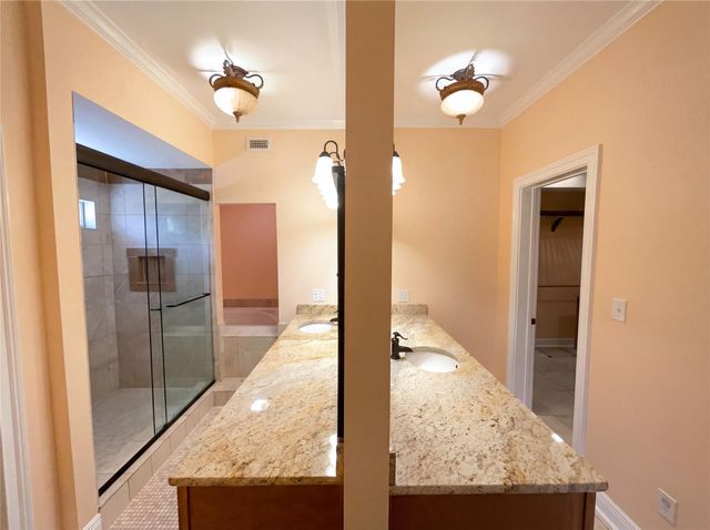 216 N Mount Rushmore DR, Cedar Park, TX 78613