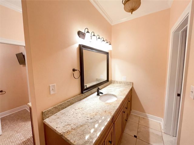 216 N Mount Rushmore DR, Cedar Park, TX 78613