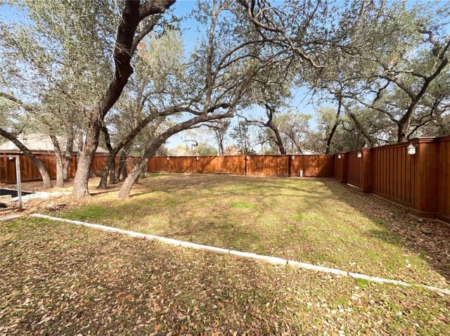 216 N Mount Rushmore DR, Cedar Park, TX 78613