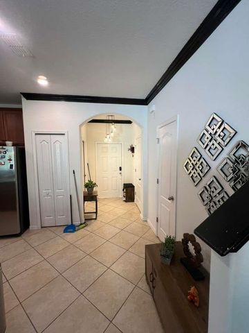 6453 SEDGEFORD DRIVE, Lakeland, FL 33811