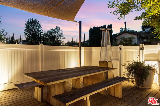 22667 Margarita Drive, Woodland Hills (los Angeles), CA 91364