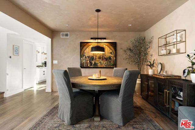 22667 Margarita Drive, Woodland Hills (los Angeles), CA 91364
