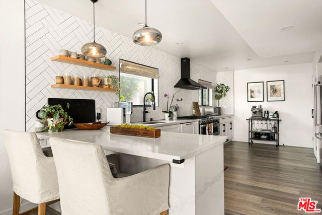 22667 Margarita Drive, Woodland Hills (los Angeles), CA 91364