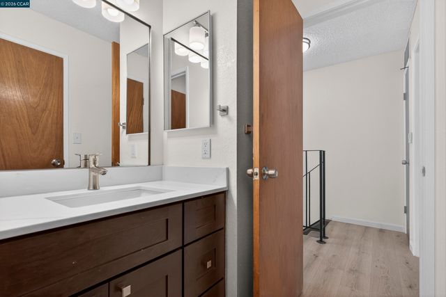 1031 Clyde Ave 1102, Santa Clara, CA 95054