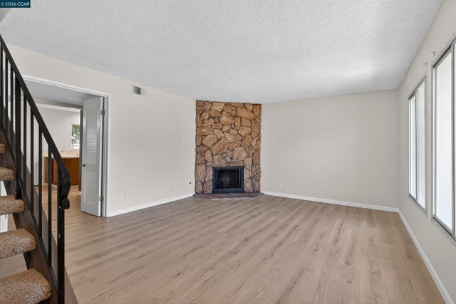 1031 Clyde Ave 1102, Santa Clara, CA 95054