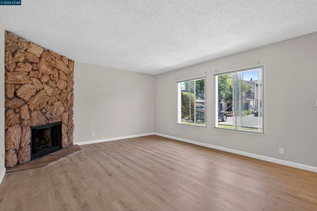 1031 Clyde Ave 1102, Santa Clara, CA 95054