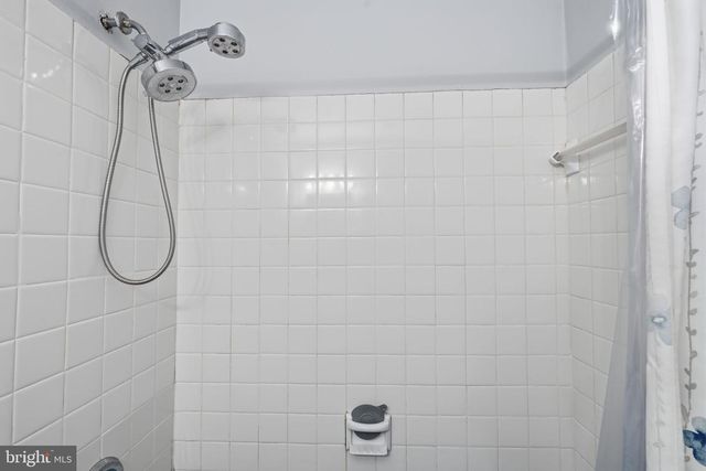 15 ALICIA CT, Glenolden, PA 19036