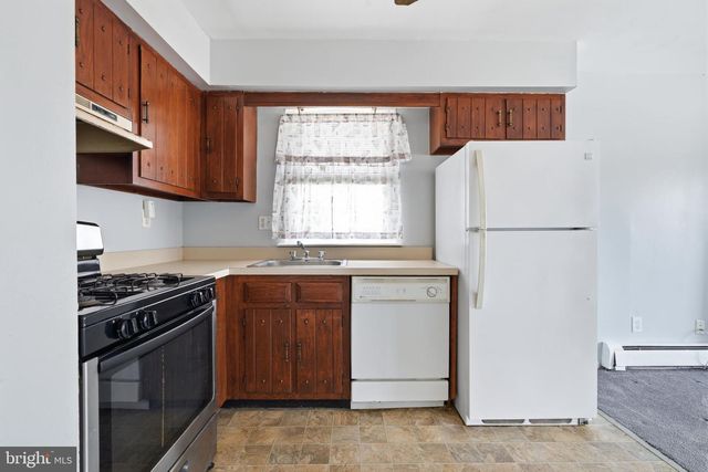 15 ALICIA CT, Glenolden, PA 19036