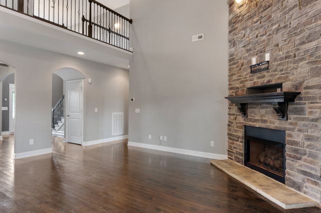 2596 Remington Trce, Clarksville, TN 37043