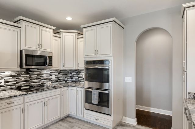 2596 Remington Trce, Clarksville, TN 37043