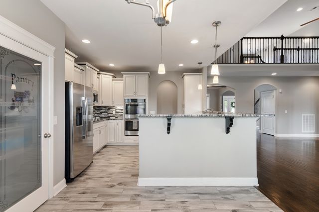 2596 Remington Trce, Clarksville, TN 37043