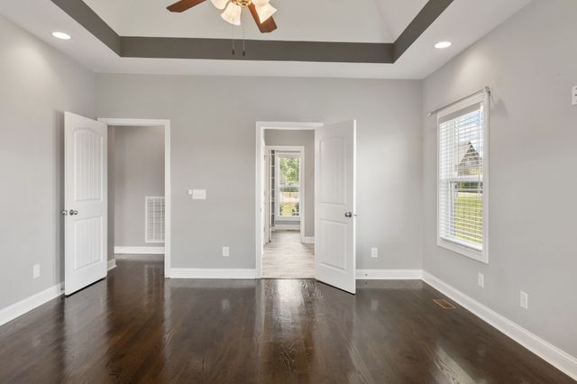 2596 Remington Trce, Clarksville, TN 37043