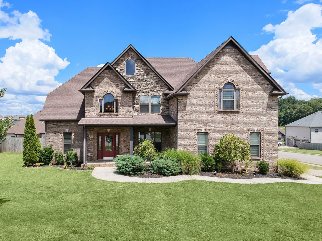 2596 Remington Trce, Clarksville, TN 37043