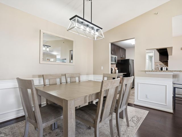 52124 Naugatuck Drive, Macomb, MI 48042