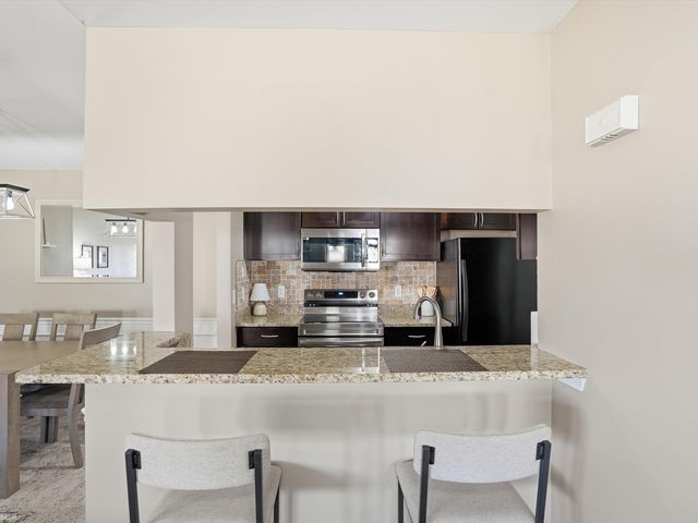 52124 Naugatuck Drive, Macomb, MI 48042