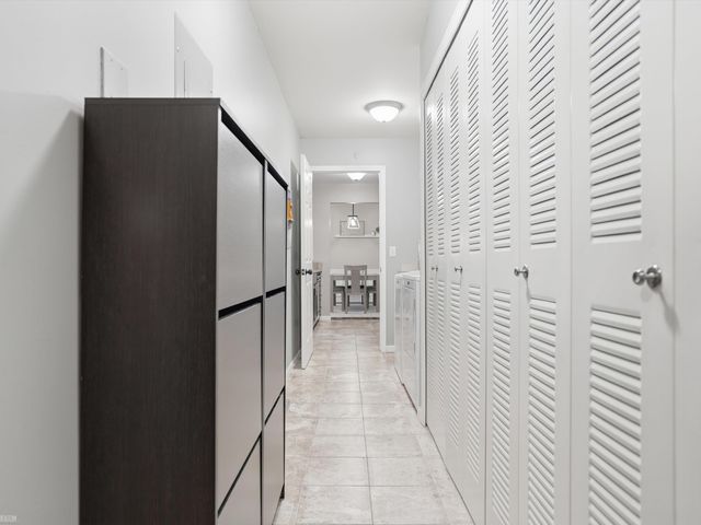 52124 Naugatuck Drive, Macomb, MI 48042