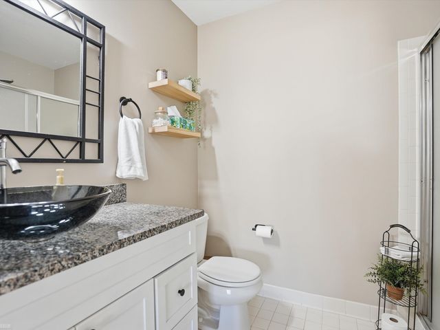 52124 Naugatuck Drive, Macomb, MI 48042