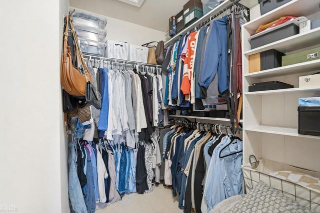 52124 Naugatuck Drive, Macomb, MI 48042